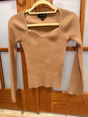 Truth Ribbed Long Sleeve Sweetheart Neck Top in Camel